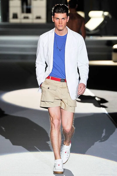 Look 20
